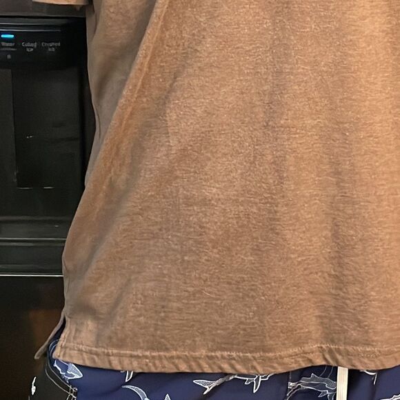 St. John’s Bay brown short sleeve 1/4 button pocketed polo shirt men’s medium - Picture 5 of 11